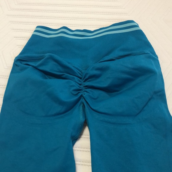 Brand New: Do You Even scrunch butt leggings - Picture 3 of 5